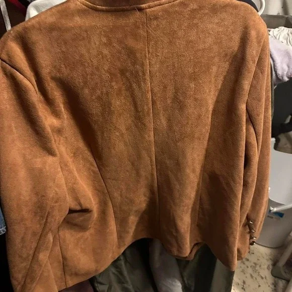 Brown suede jacet - Picture 4 of 4